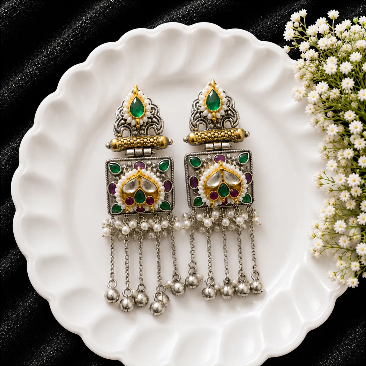 Aarohi Statement Earrings - Image 2