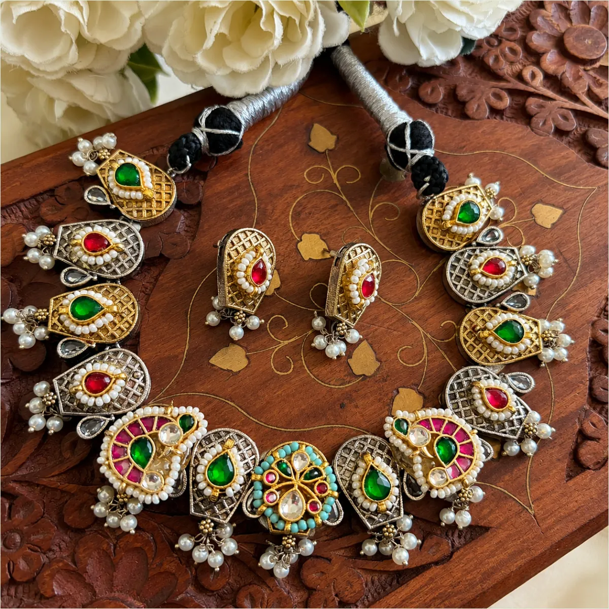 Tanishka Necklace - Image 2
