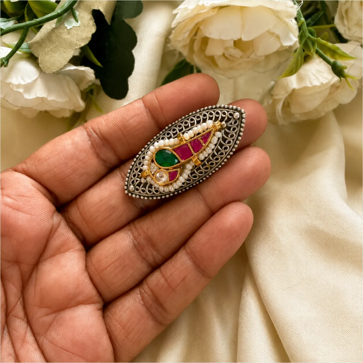 Vintage Kundan Ring - Image 2