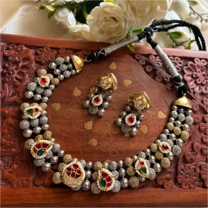Rachna necklace