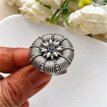 Advita ring