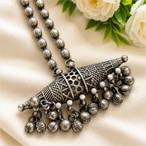 Daudi necklace 499