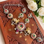 Kirvi Choker