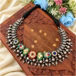 Ratan Necklace