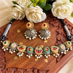 Roma choker