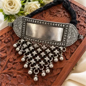 Sanvi choker 2200