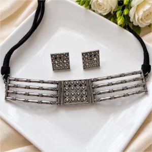 Saya choker 1100